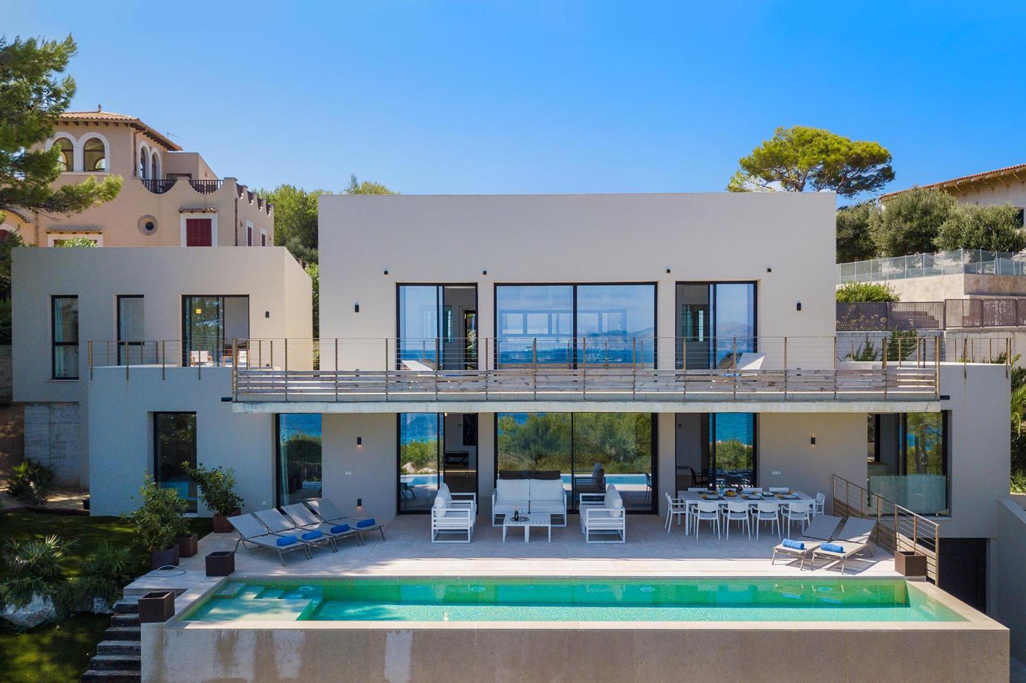Villa Seablue By Esteva Emerald *